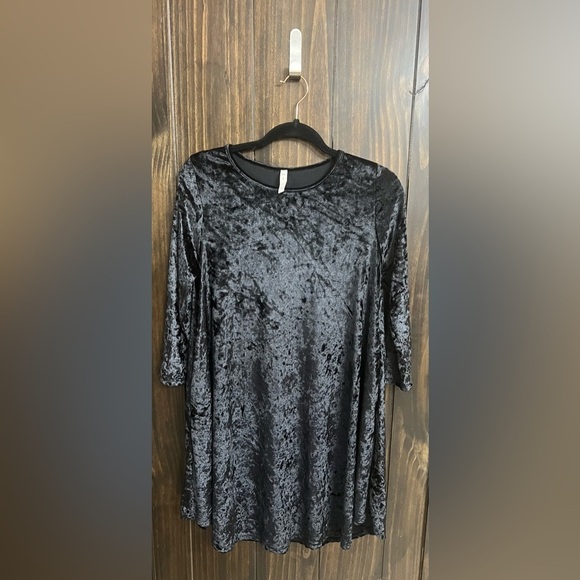 mts Tops - Black Velvet Mini Dress-Size : Small